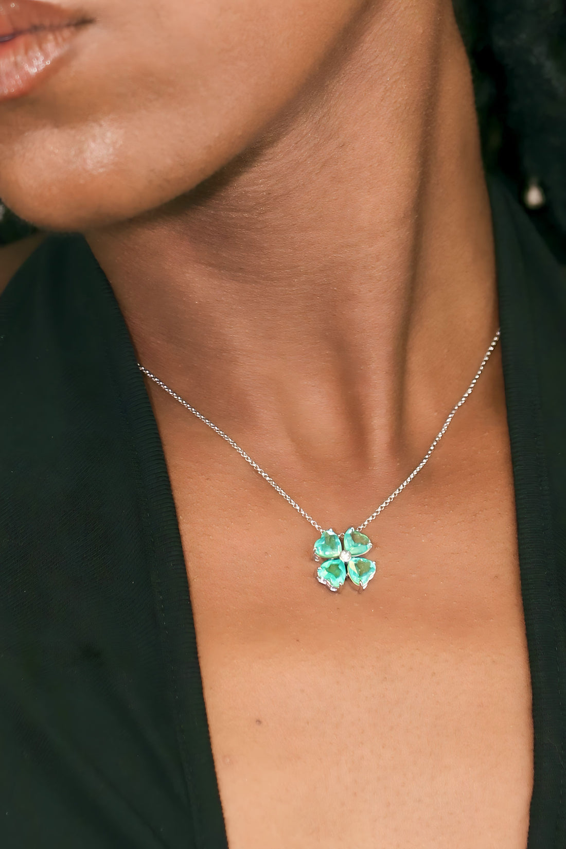 Flower Emerald Necklace & Diamond 18kGold