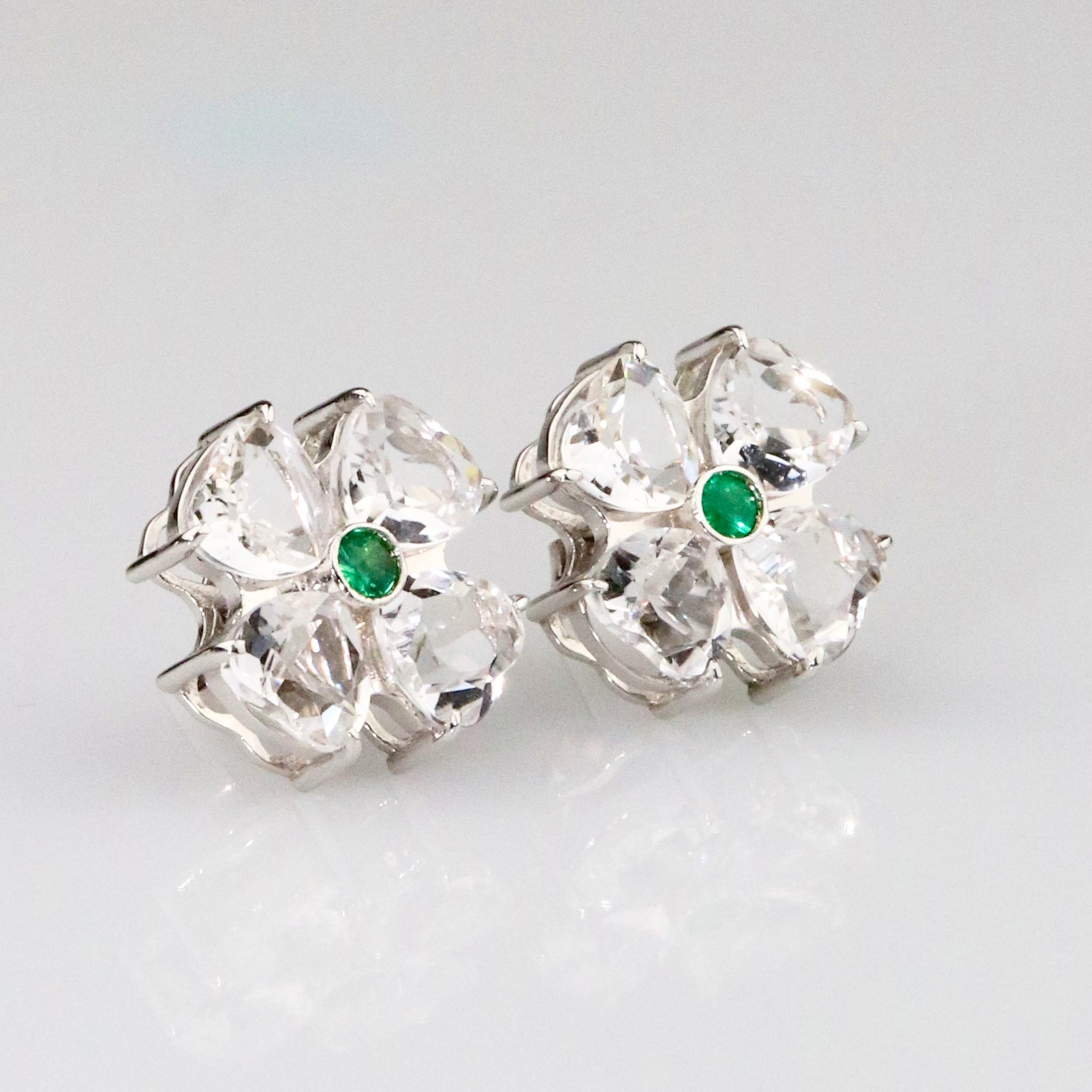 Flower Earrings & Emerald - 18K Solid White Gold