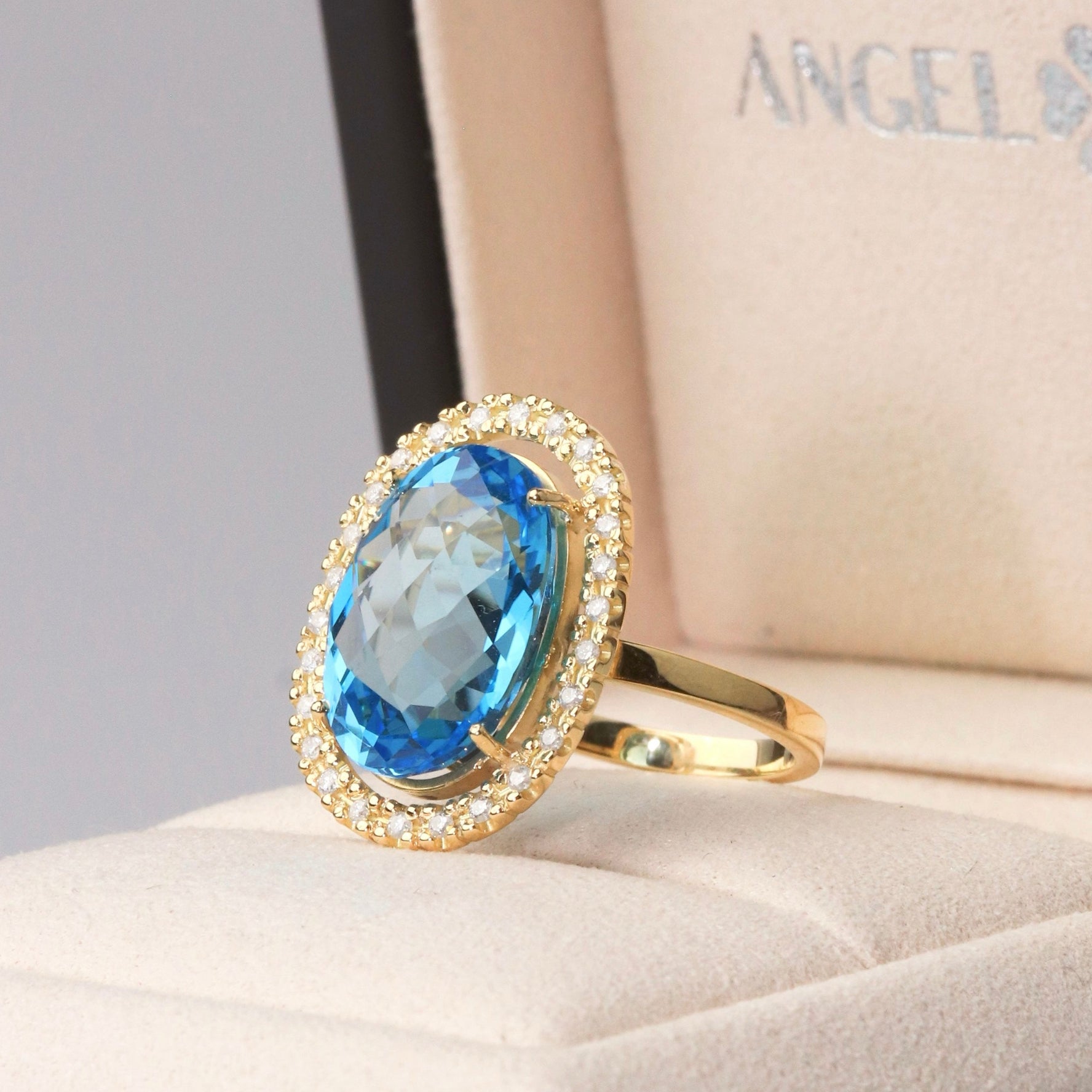 Swiss Topaz Ring & Diamond - 18K Yellow Solid Gold